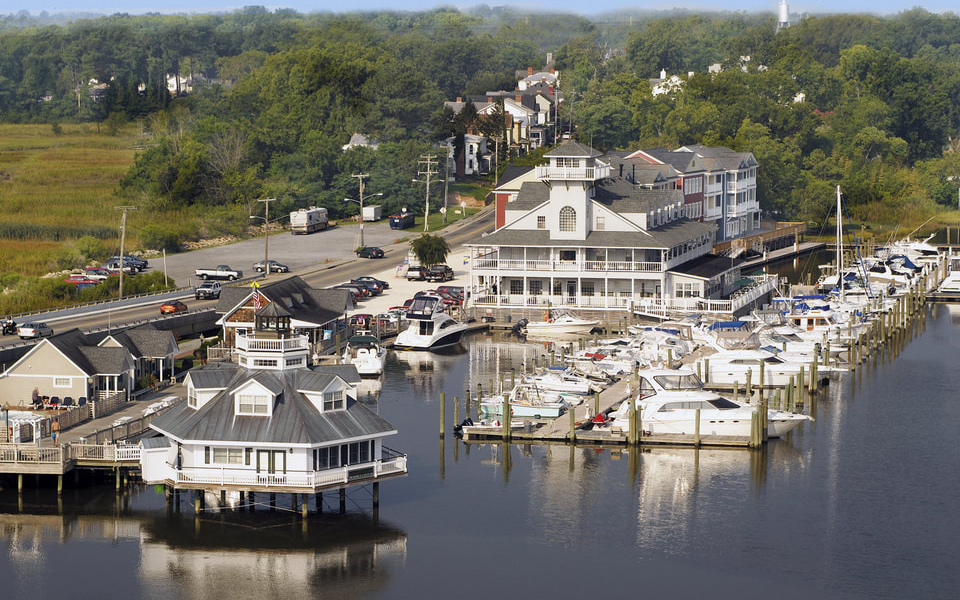 The Smithfield Station Waterfront Inn, Restaurant, Conference Center & Marina